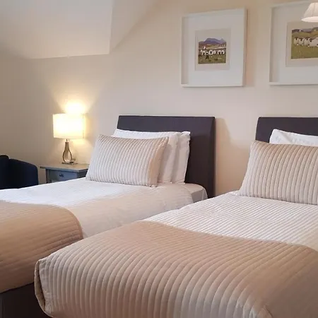 Mountain View Bed & Breakfast, Kenmare, Co. Kerry, Ireland *