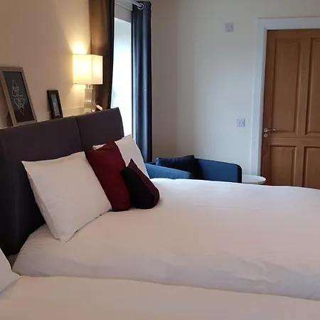 Mountain View Bed & Breakfast, Kenmare, Co. Kerry, Ireland * 肯梅尔
