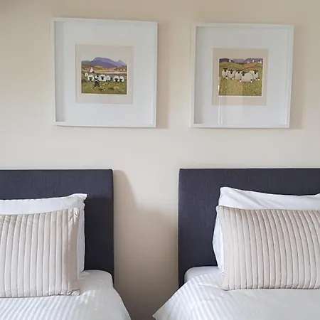 Mountain View Bed & Breakfast, Kenmare, Co. Kerry, Ireland *
