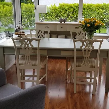 Mountain View Bed & Breakfast, Kenmare, Co. Kerry, Ireland 住宿加早餐酒店 *