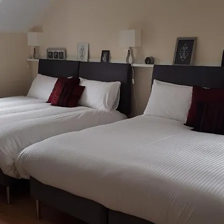 Mountain View Bed & Breakfast, Kenmare, Co. Kerry, Ireland 住宿加早餐酒店 *